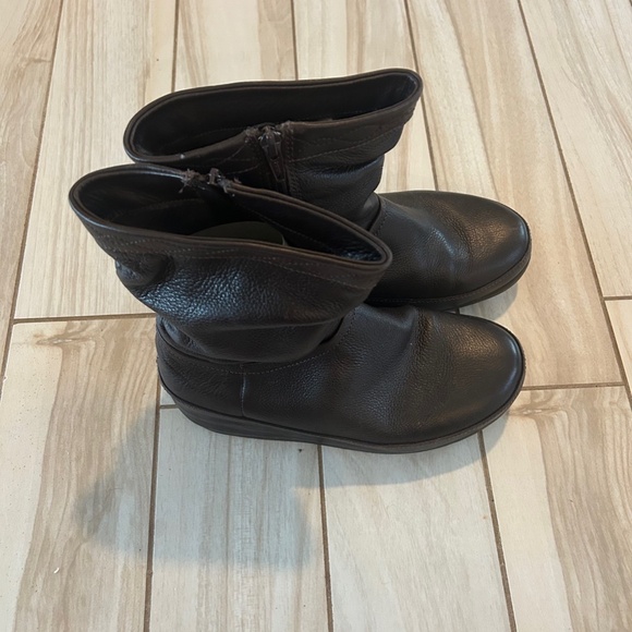 Fitflop Boots size 7 - Picture 2 of 5